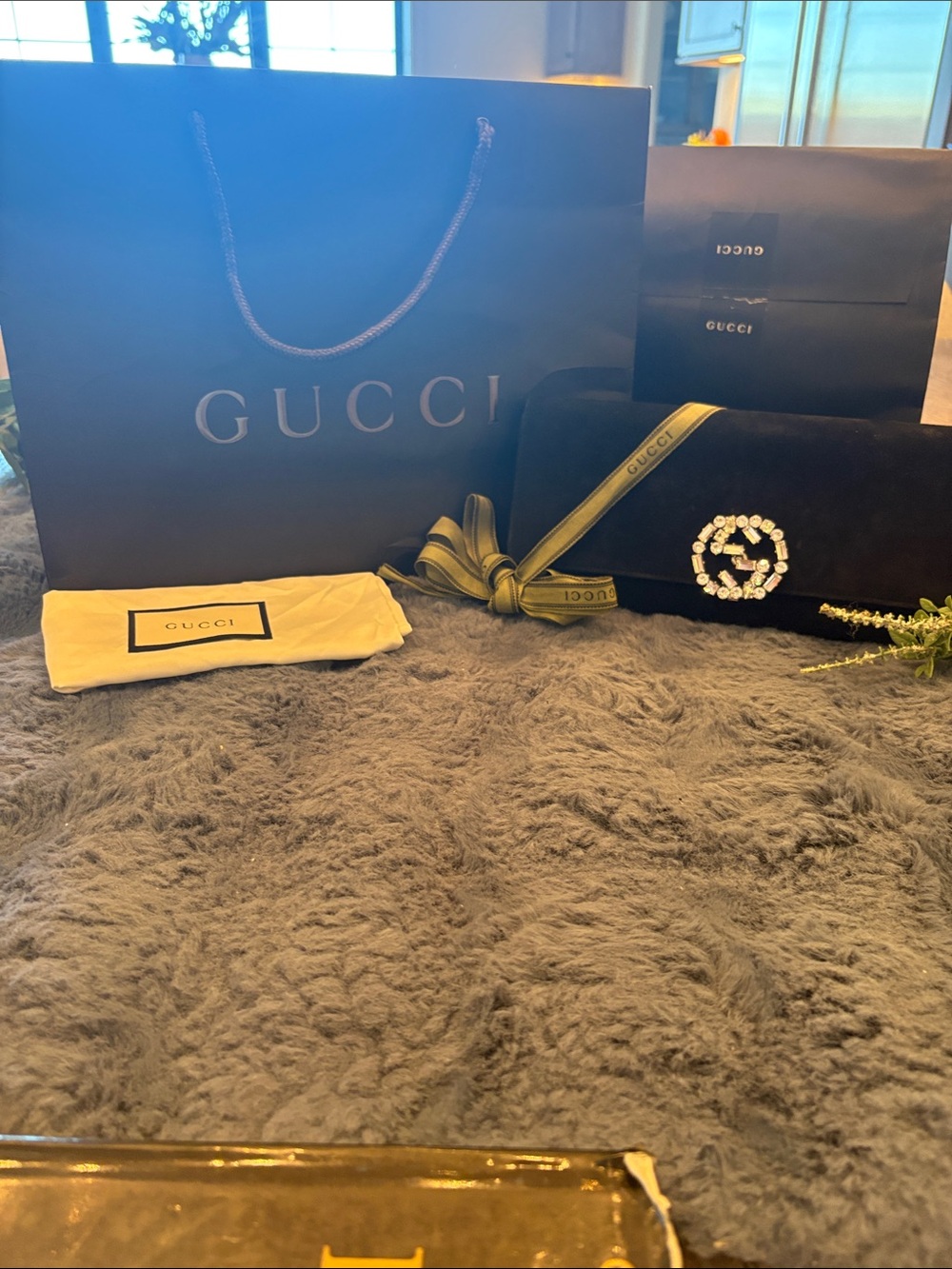 BNWT!!!! RARE!!!!! Vintage GUCCI interlocking G Broadway Suede Clutch !!
